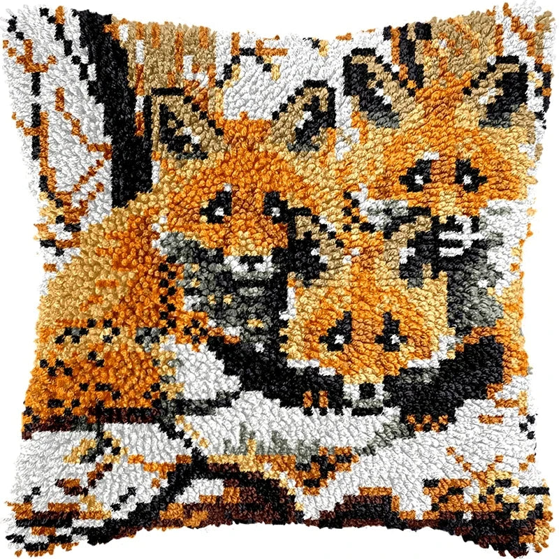 Knot Pillow Package Cartoon Animals Latch Hook Kit Cushion Pillowcase Kussen Set For Needlework Dog Raccoon Latch Hook Kits DIY