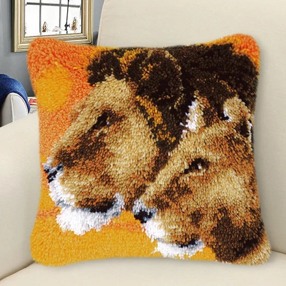 Cow Horse Elephant Animal Carpet Embroidery Set Cartoon Cat Smyrna Latch Hook Kit DIY Knot Pillow Package Pillow Buttons Package