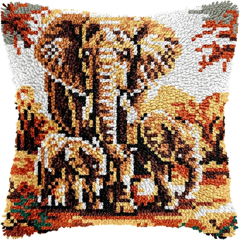 Knot Pillow Package Cartoon Animals Latch Hook Kit Cushion Pillowcase Kussen Set For Needlework Dog Raccoon Latch Hook Kits DIY